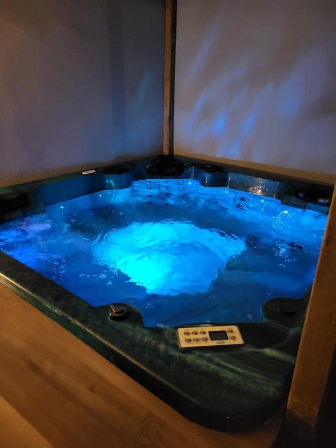 Appartement Jacuzzi Narbonne Buitenkant foto