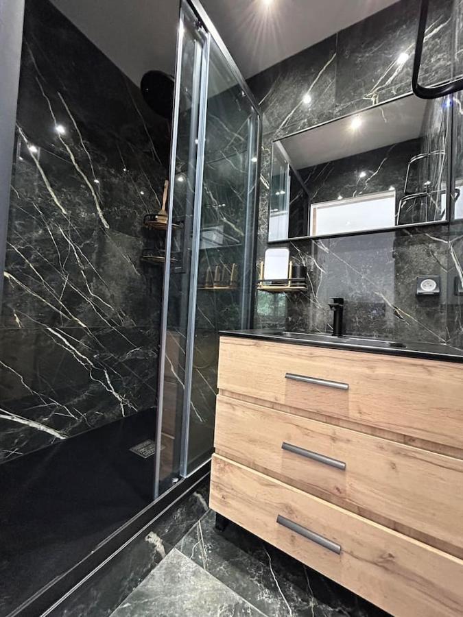 Appartement Jacuzzi Narbonne Buitenkant foto