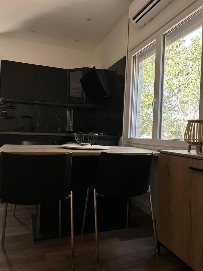 Appartement Jacuzzi Narbonne Buitenkant foto
